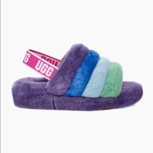 UGG PRIDE FLUFF YEAH SLIDE WM size 5 fits size 7 1/2